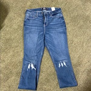 Hollister CURVY HIGH-RISE SUPER SKINNY jeans!